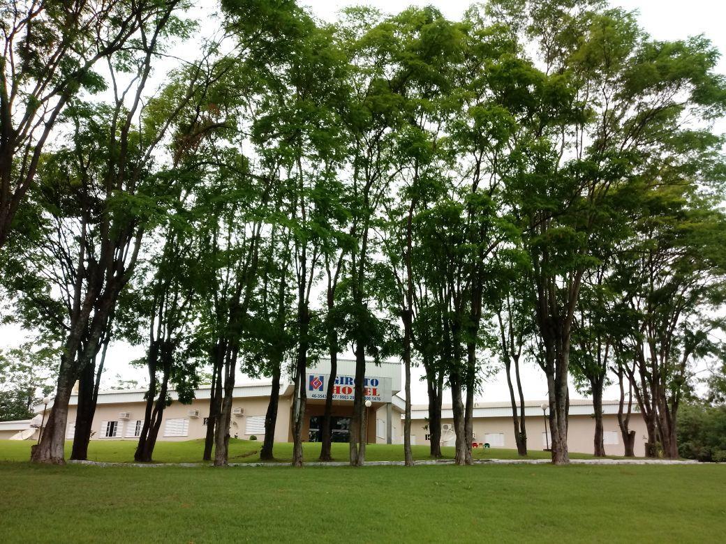 Giroto Hotel Realeza Exterior photo